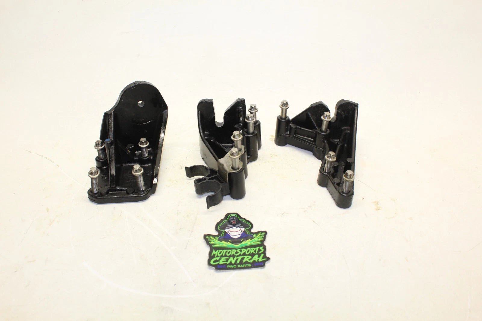 MINT SEADOO 4TEC 1630 ENGINE MOTOR MOUNT BRACKETS SET 130 170 230 300