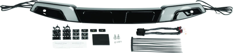 Kuryakyn Tracer Windshield Trim for Harley FLHX & FLHXS 2014-2015 Models