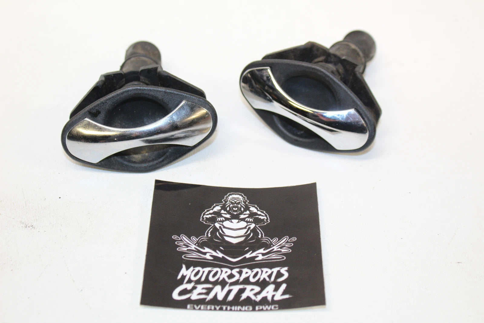 (1) SEADOO GTX GTI LRV EYEHOOK CARGO HOLD HOLDER EYELET CHROME SECUREMENT