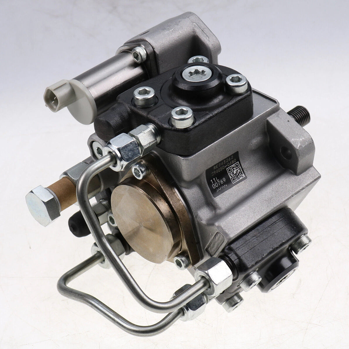 Fuel Injection Pump 16062-51010 for Kubota V1305 V1505 Engine KX71 KX71-3