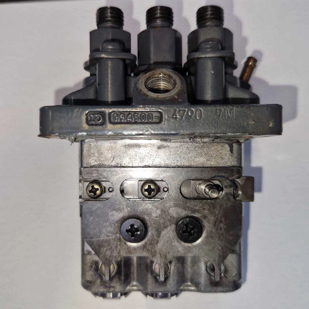 Fuel Injection Pump 16231-51010 094500-4790 for Kubota Engine D1005 D1105 D905