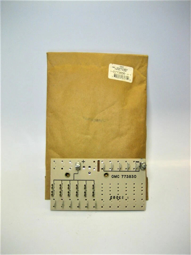 OMC 0773830 OEM Marine Sterndrive Engine Electrical Fuse Panel *0174536