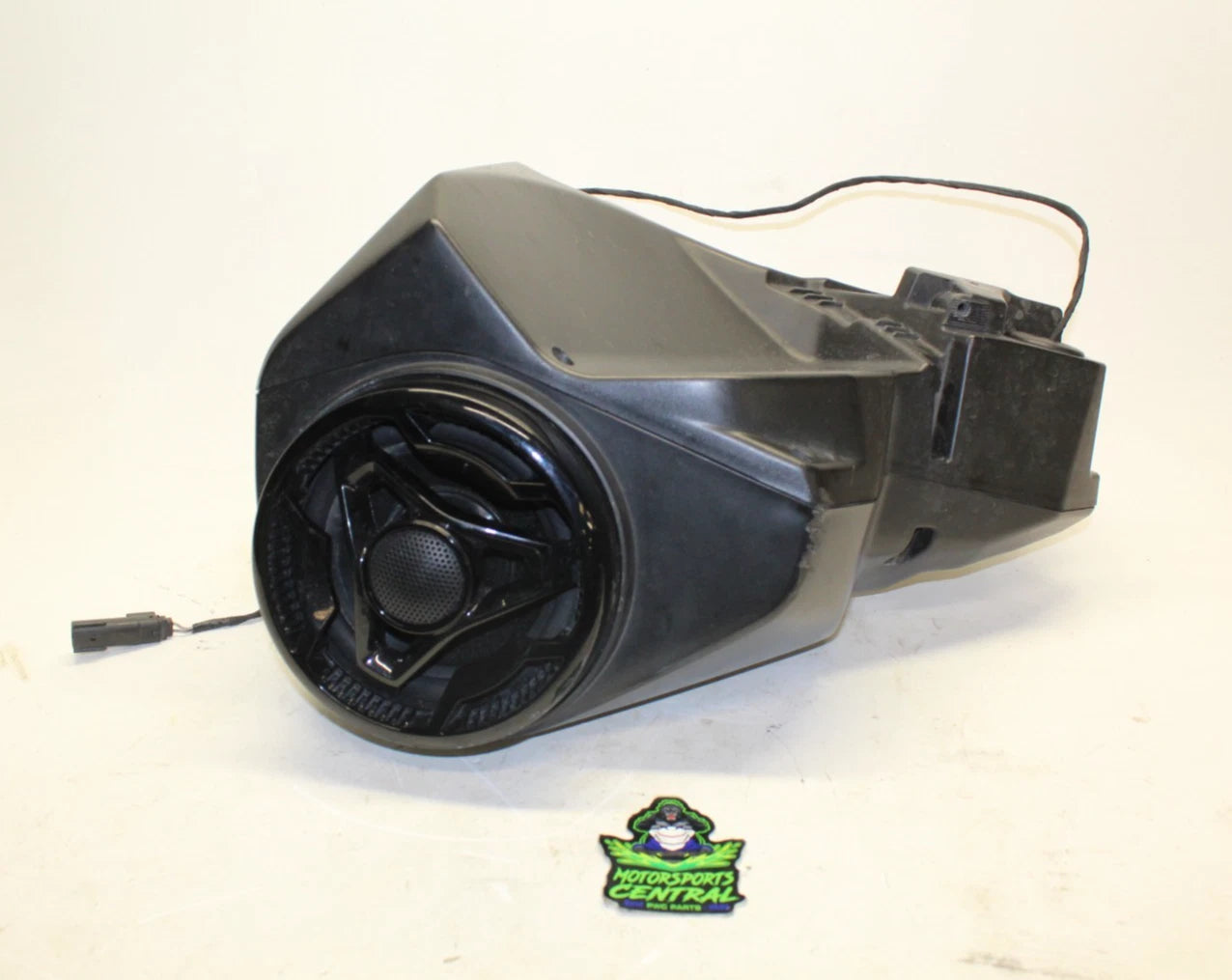 18-25 SEADOO RXT GTX WAKE FISH PRO RH RIGHT OEM AUDIO SOUND SPEAKER ENCLOSURE