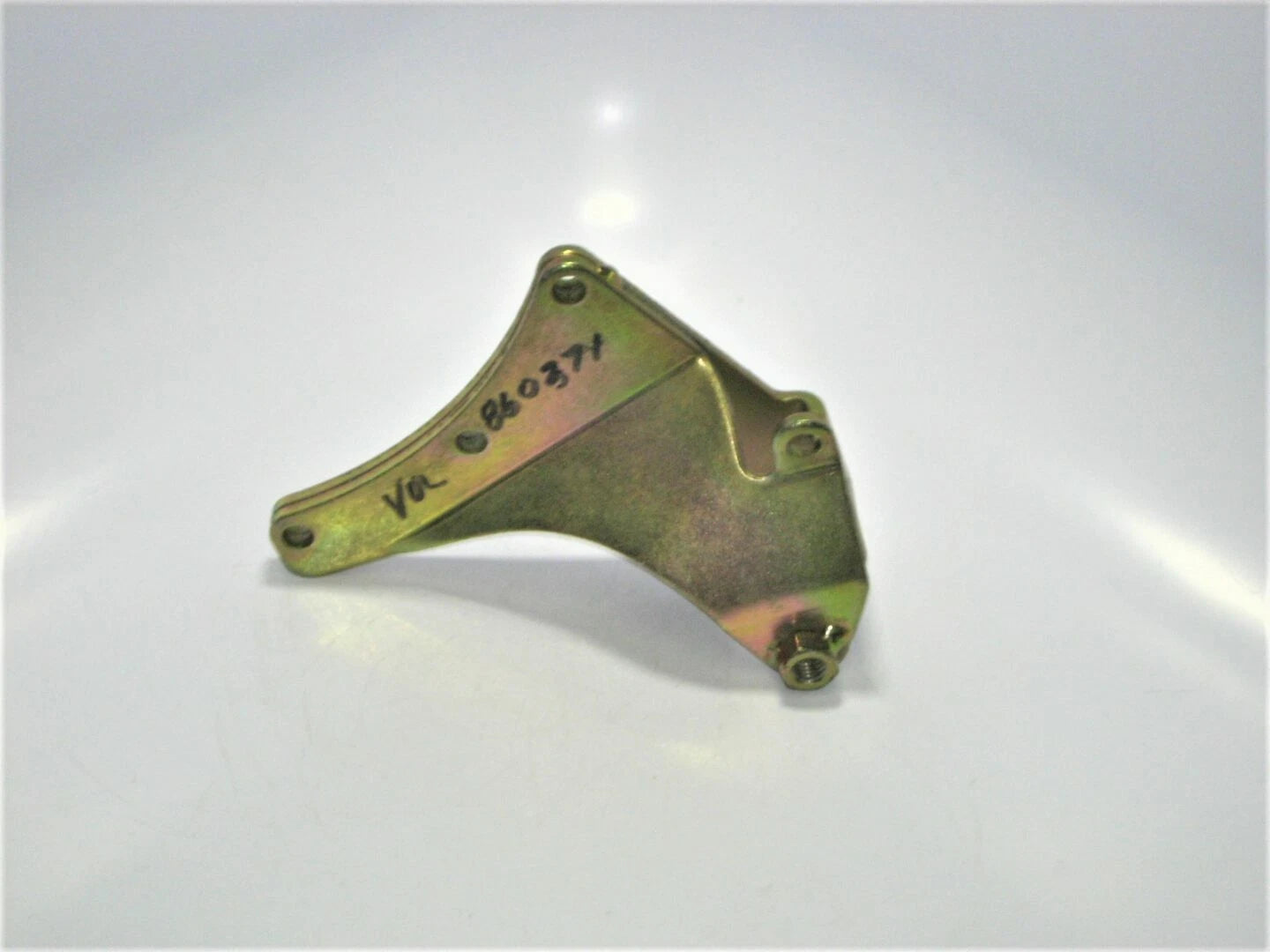Volvo Penta 860371 Marine Diesel Air Compressor Alternator Mounting Bracket BLEM