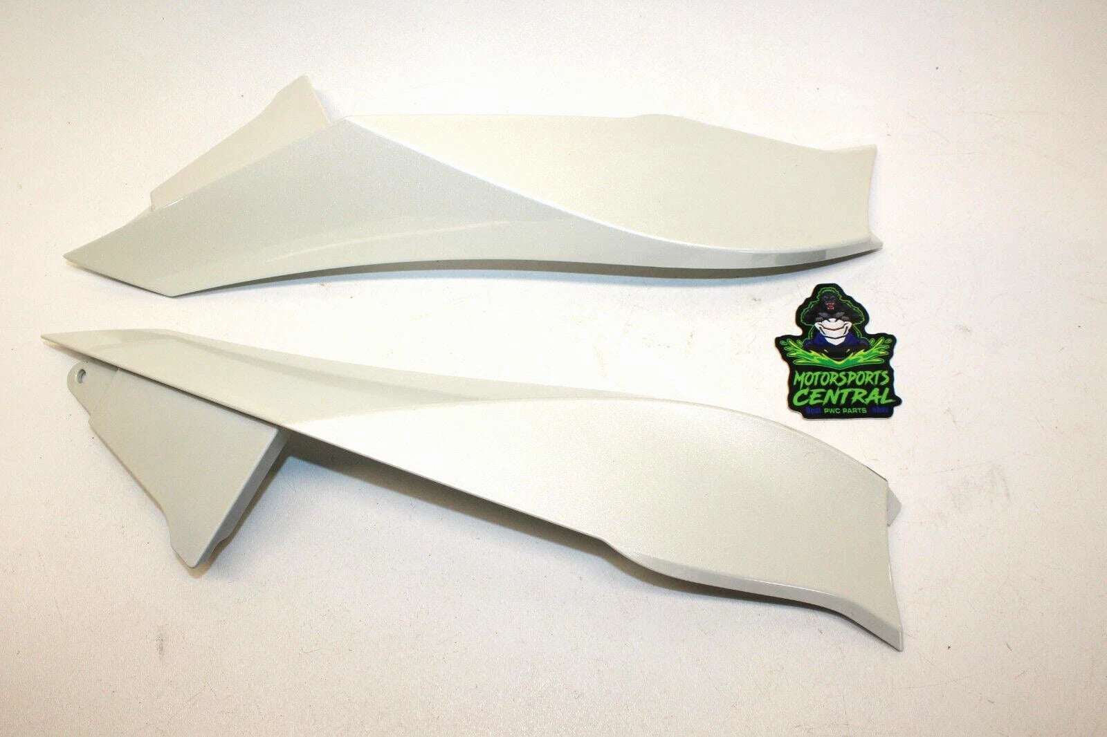 09+ SEADOO GTX RXT S RIGHT LEFT SIDE BODY PANEL FAIRING COVER TRIM PEARL WHITE