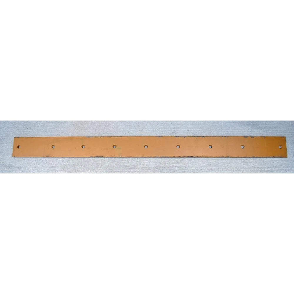T224179 Cutting Edge, Center Fits John Deere