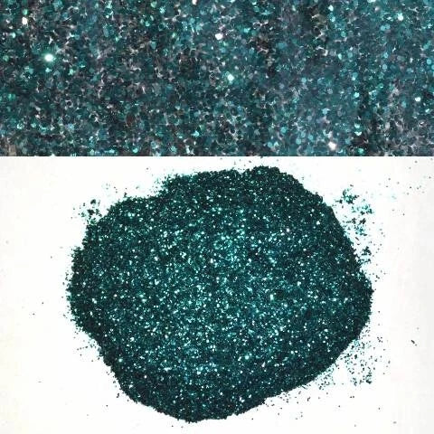 Tracker Boat Metal Glitter Flake 34930 - Aqua Smoke Green (8 Oz)